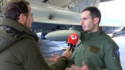 Un piloto del Ejército del Aire en Lituania declara a Antena 3 Noticias Un piloto del Ejército del Aire en Lituania declara a Antena 3 Noticias