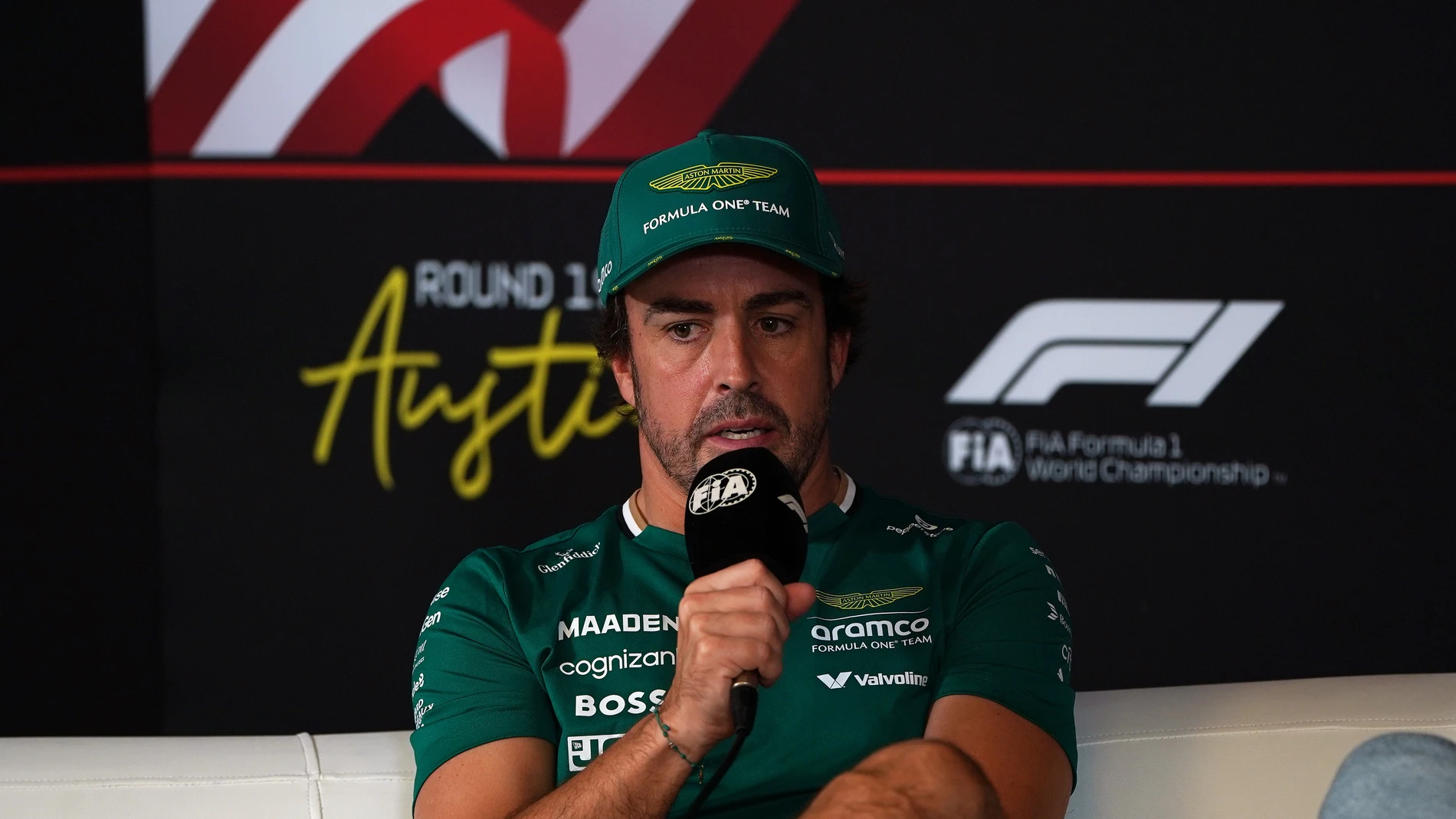 Fernando Alonso atiende a los medios antes del GP de Austin Fernando Alonso atiende a los medios antes del GP de Austin