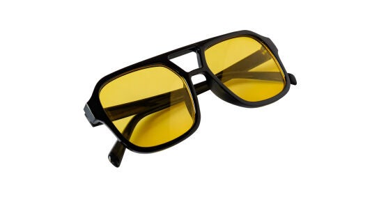 Gafas con cristales amarillos