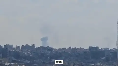 Mueren 22 personas tras los ataques aéreos del Ejército israelí y Netanyahu suspende la ayuda humanitaria en Gaza Mueren 22 personas tras los ataques aéreos del Ejército israelí y Netanyahu suspende la ayuda humanitaria en Gaza