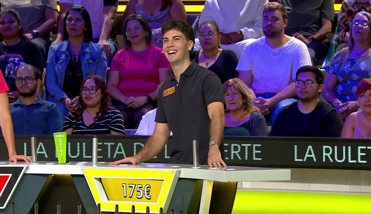 “No veo la primera”. Adrián resuelve el panel con pregunta adivinando la respuesta.