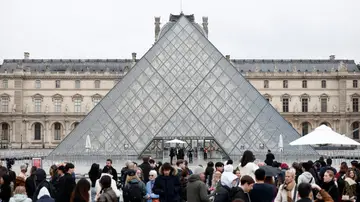 Los 7 minutos que han arrasado el Louvre Los 7 minutos que han arrasado el Louvre