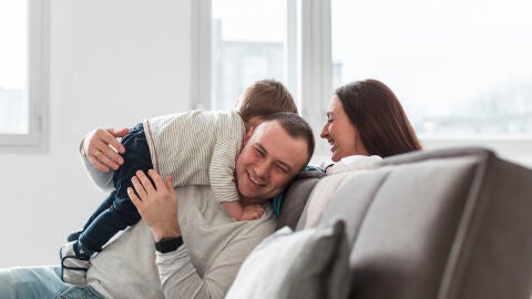 Pareja con su hijo