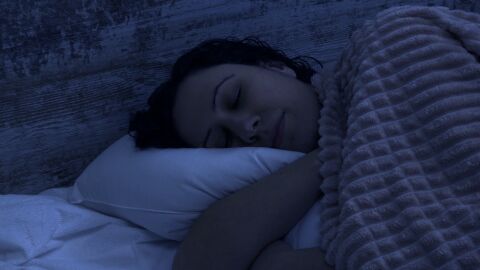 Por qué es mejor dormir solos incluso si tenemos pareja