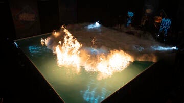 ¿Prender fuego a una piscina? Marron demuestra en El Hormiguero que es posible