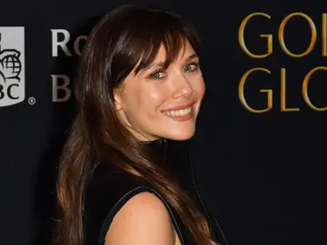 Elizabeth Olse Elizabeth Olse