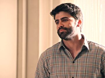 Cap&iacute;tulo 420 de Sue&ntilde;os de libertad; 22 de octubre: Chema, movido por los celos, siembra en Ra&uacute;l la duda sobre si debe marcharse