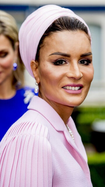 Moza bint Nasser