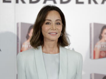 Isabel Preysler en la presentaci&oacute;n de sus memorias