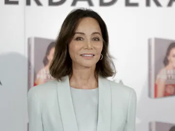 Isabel Preysler en la presentación de sus memorias Isabel Preysler en la presentación de sus memorias