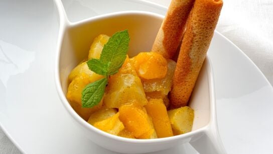 Una merienda saludable o un desayuno delicioso: compota de mango y manzana de Karlos Argui&ntilde;ano