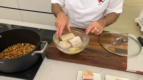 Desalar la panceta y el unto Desalar la panceta y el unto