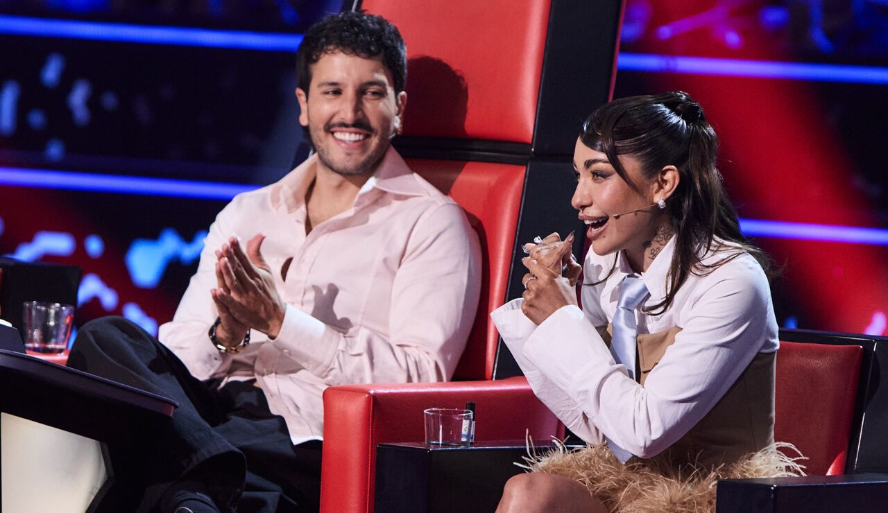 Sebasti&aacute;n Yatra y Mar&iacute;a Becerra en La Voz