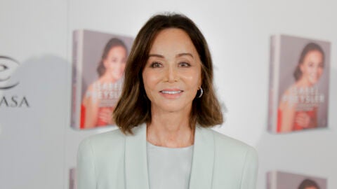 Isabel Preysler en la presentación de sus memorias: Mi verdadera historia