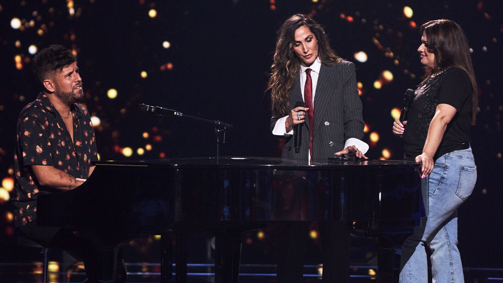 Esta talent se emociona al cumplir su sueño: canta con Malú ‘Se nos rompió el amor’ en La Voz 