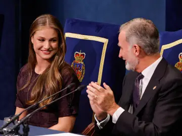 El rey Felipe VI y la princesa Leonor en los Premios Princesa de Asturias 2025 El rey Felipe VI y la princesa Leonor en los Premios Princesa de Asturias 2025