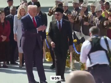 El baile inesperado de Trump en Malasia marca el inicio de su intensa gira asiática