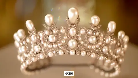 Detenidos dos sospechosos del robo de joyas en el Louvre: uno de ellos intentaba huir del país Detenidos dos sospechosos del robo de joyas en el Louvre: uno de ellos intentaba huir del país