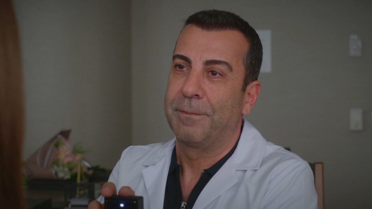 Tolga le pide matrimonio a Çağla en la declaración más bonita de su vida Tolga le pide matrimonio a Çağla en la declaración más bonita de su vida