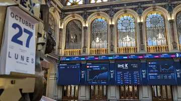 Paneles muestran la evolución de la Bolsa este lunes Paneles muestran la evolución de la Bolsa este lunes