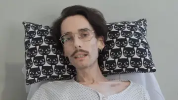 Juan Jyoza muere a los 28 años por un cáncer de colón Juan Jyoza muere a los 28 años por un cáncer de colón