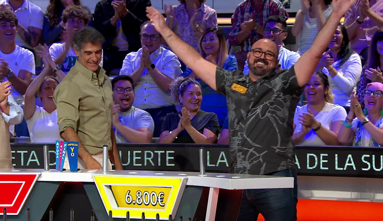 ¡Ato triunfa en La ruleta de la suerte! Gana 6.800 euros en un solo panel