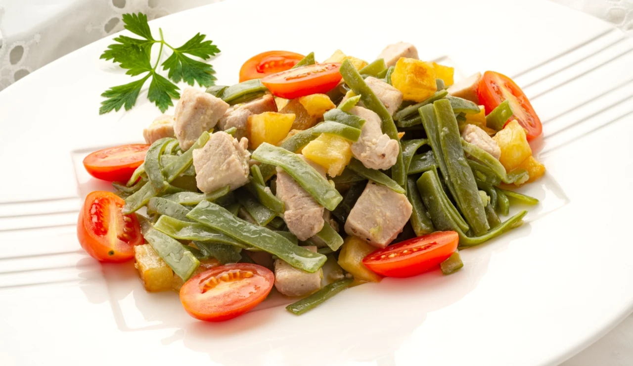 Ensalada de judías verdes con bonito, de Karlos Arguiñano: "Distinta, rica, fácil de hacer y con mucha sustancia"