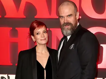 Lily Allen y David Harbour Lily Allen y David Harbour