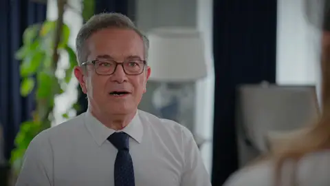 Reha se queda sin aliento al ver a Gülçiçek vestida de novia: “Mi ángel caído del cielo” Reha se queda sin aliento al ver a Gülçiçek vestida de novia: “Mi ángel caído del cielo”