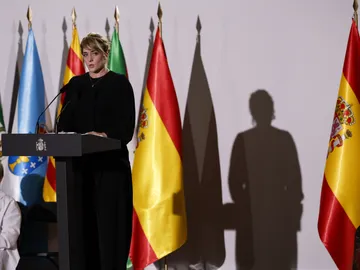 Virginia Ortiz Riquelme, familiar de víctimas de las inundaciones en la localidad de Letur (Albacete), interviene en el funeral de Estado por las 237 víctimas de la dana celebrado este miércoles en Valencia con motivo del primer aniversario de la tragedia Virginia Ortiz Riquelme, familiar de víctimas de las inundaciones en la localidad de Letur (Albacete), interviene en el funeral de Estado por las 237 víctimas de la dana celebrado este miércoles en Valencia con motivo del primer aniversario de la tragedia