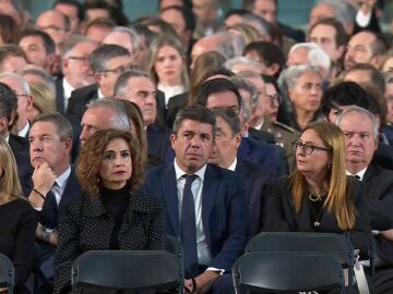 Gritos a Maz&oacute;n en el funeral por las v&iacute;ctimas de la DANA
