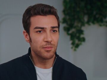  &ldquo;Puedo volver a quererla&rdquo;: Serter promete hacer feliz a Pelin si se aleja de Ferit para siempre