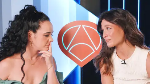 ¡Intercambio de papeles! Ponemos a prueba las dotes interpretativas de Ástrid Janer y Ángela Chica ¡Intercambio de papeles! Ponemos a prueba las dotes interpretativas de Ástrid Janer y Ángela Chica