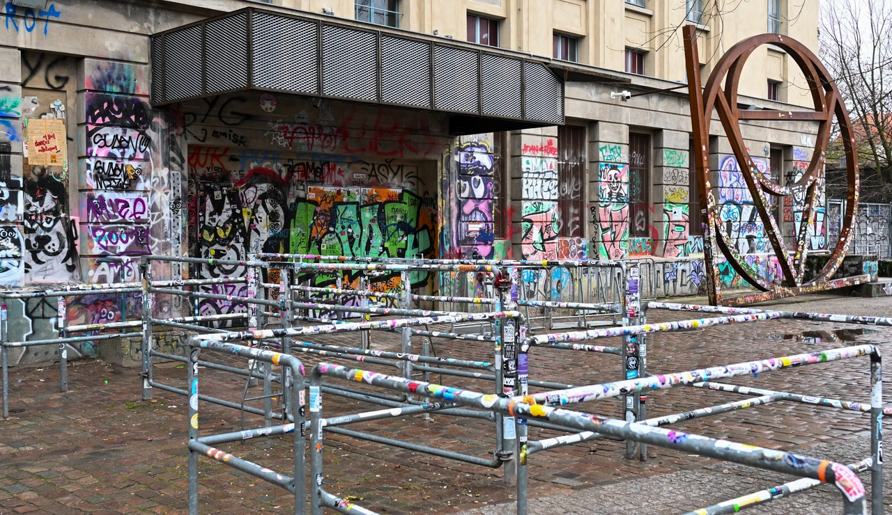 Puerta de la discoteca Berghain