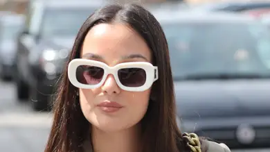 Julia Janeiro enseña, como experta en maquillaje, qué productos no necesita (y tú tampoco) Julia Janeiro enseña, como experta en maquillaje, qué productos no necesita (y tú tampoco)