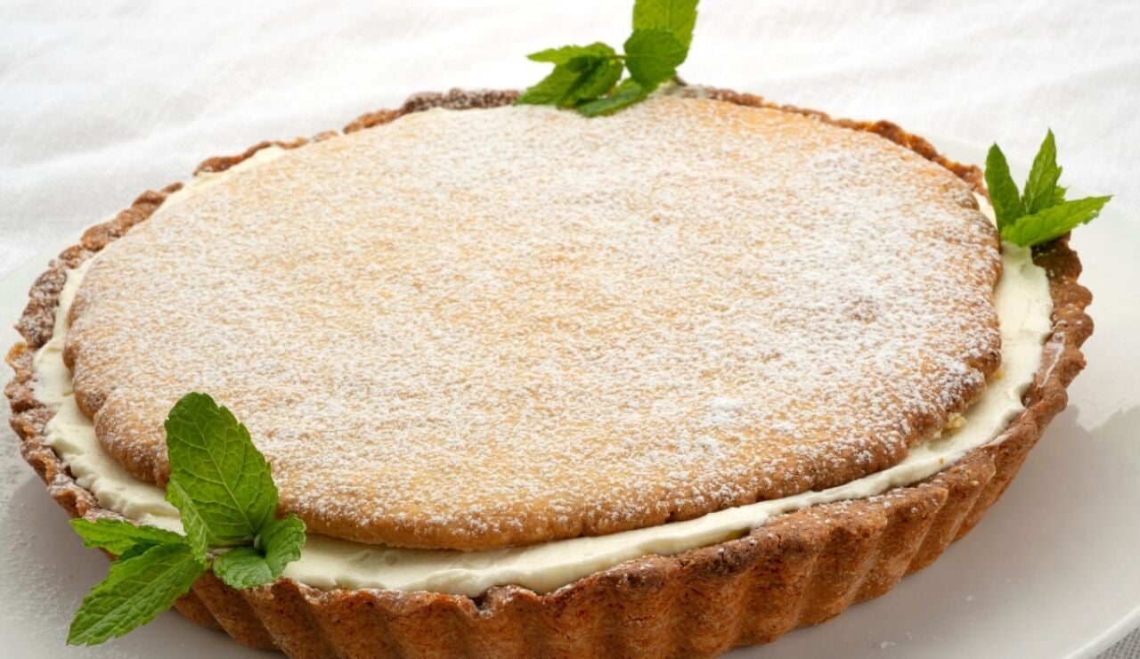 Crostata Paradiso: Eva Argui&ntilde;ano elabora la receta de la tarta casera Para&iacute;so, f&aacute;cil y con ingredientes muy sencillos