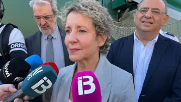 La secretaria de Estado de Seguridad, Aina Calvo, atiende a los medios de comunicación este lunes en Palma. La secretaria de Estado de Seguridad, Aina Calvo, atiende a los medios de comunicación este lunes en Palma.