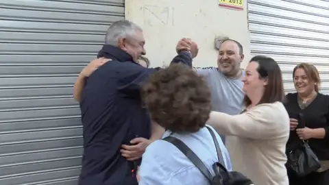 Rescatados y rescatadores de la DANA Rescatados y rescatadores de la DANA