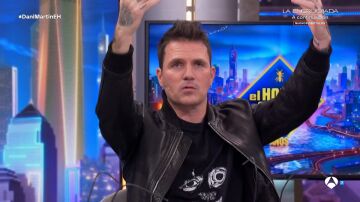 La anécdota más surrealista de Dani Martín en una gira: "Mear en una furgoneta no es fácil" La anécdota más surrealista de Dani Martín en una gira: "Mear en una furgoneta no es fácil"