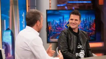 La anécdota más surrealista de Dani Martín en una gira: "Mear en una furgoneta no es fácil" La anécdota más surrealista de Dani Martín en una gira: "Mear en una furgoneta no es fácil"