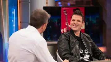 "Hizo un efecto boomerang y se vino contra mí": el incómodo momento que Dani Martín vivió en un baño en mitad de la selva "Hizo un efecto boomerang y se vino contra mí": el incómodo momento que Dani Martín vivió en un baño en mitad de la selva