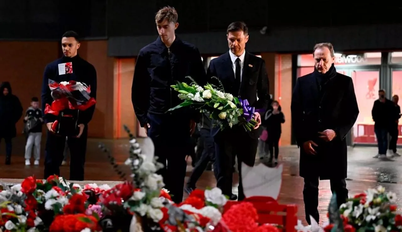 Imagen del homenaje del Real Madrid a Diogo Jota