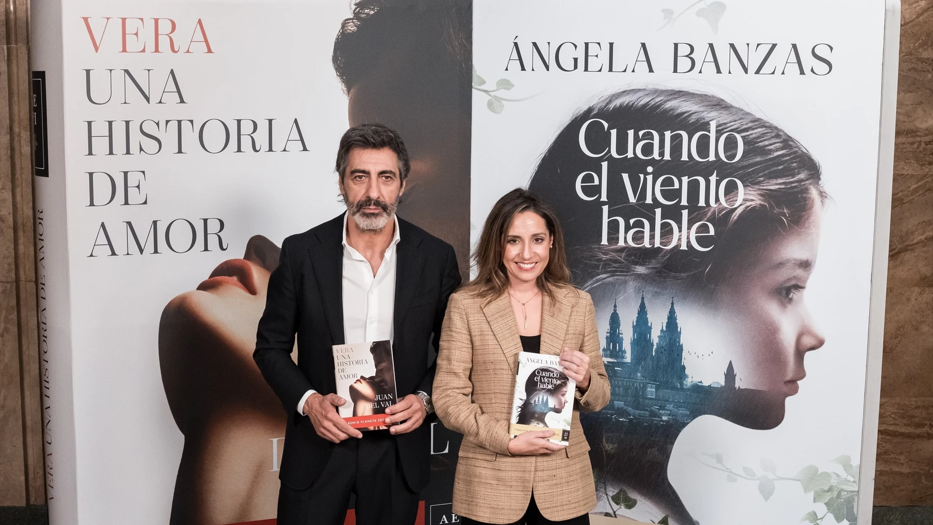 Juan del Val y Ángela Banzas, ganador y finalista de Premios Planeta Juan del Val y Ángela Banzas, ganador y finalista de Premios Planeta