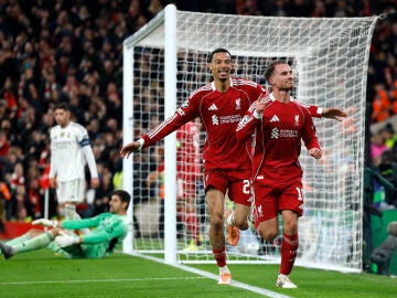 Alexis Mac Allister celebra su gol ante el Real Madrid