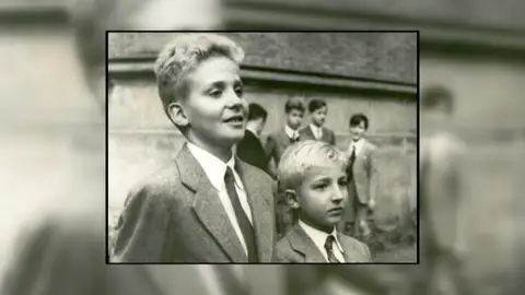 Juan Carlos I y Alfonso Juan Carlos I y Alfonso