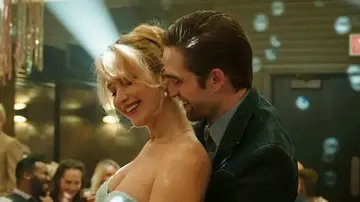 Jennifer Lawrence y Robert Pattinson en Die, my love Jennifer Lawrence y Robert Pattinson en Die, my love