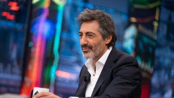 "Mi alegría es muy difícil quitármela": Juan del Val responde a las críticas por su Premio Planeta "Mi alegría es muy difícil quitármela": Juan del Val responde a las críticas por su Premio Planeta