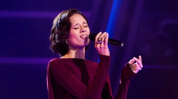 Malú no se equivocó: Audrey cautiva como nunca con ‘Hero’ en los Asaltos Malú no se equivocó: Audrey cautiva como nunca con ‘Hero’ en los Asaltos