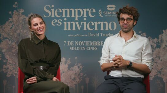 Amaia Salamanca y David Verdaguer presentan Siempre es invierno