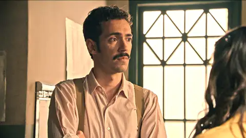 Tasio, entre la espada y la pared, tiene que tomar una difícil decisión: se ve obligado a despedir a Chema de la fábrica Tasio, entre la espada y la pared, tiene que tomar una difícil decisión: se ve obligado a despedir a Chema de la fábrica